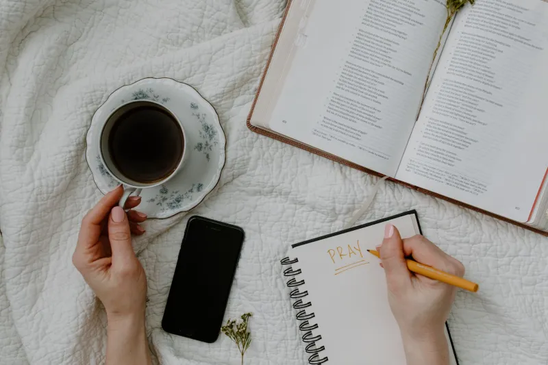 One Sentence, One Sunday: The Small British Ritual Making Monday Feel Possible