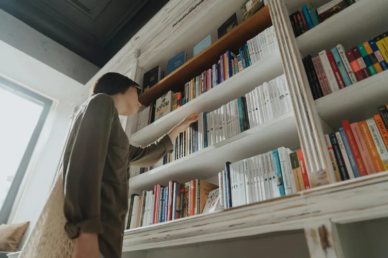 Reading by Heart: The Brilliant British Bookworms Who Match Stories to Their Souls